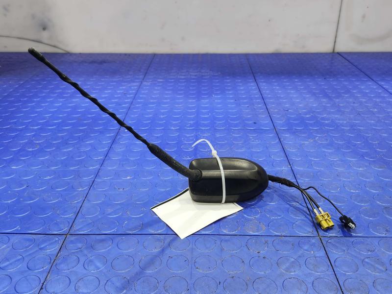 2017 Ford Focus Antenna
