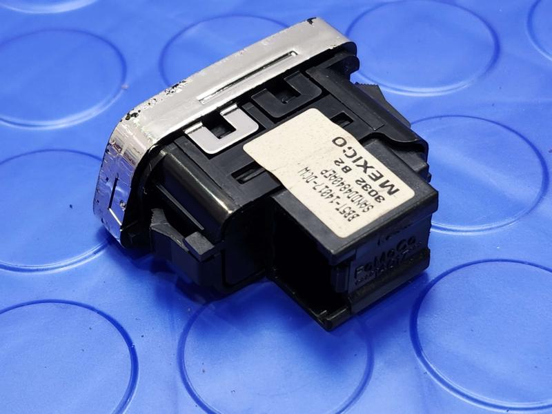2013 Ford Fusion Door Switch Front