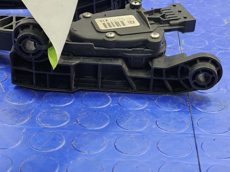 2014-2018 Kia Forte Accelerator Pedal Assembly Genuine OEM 32700A6110