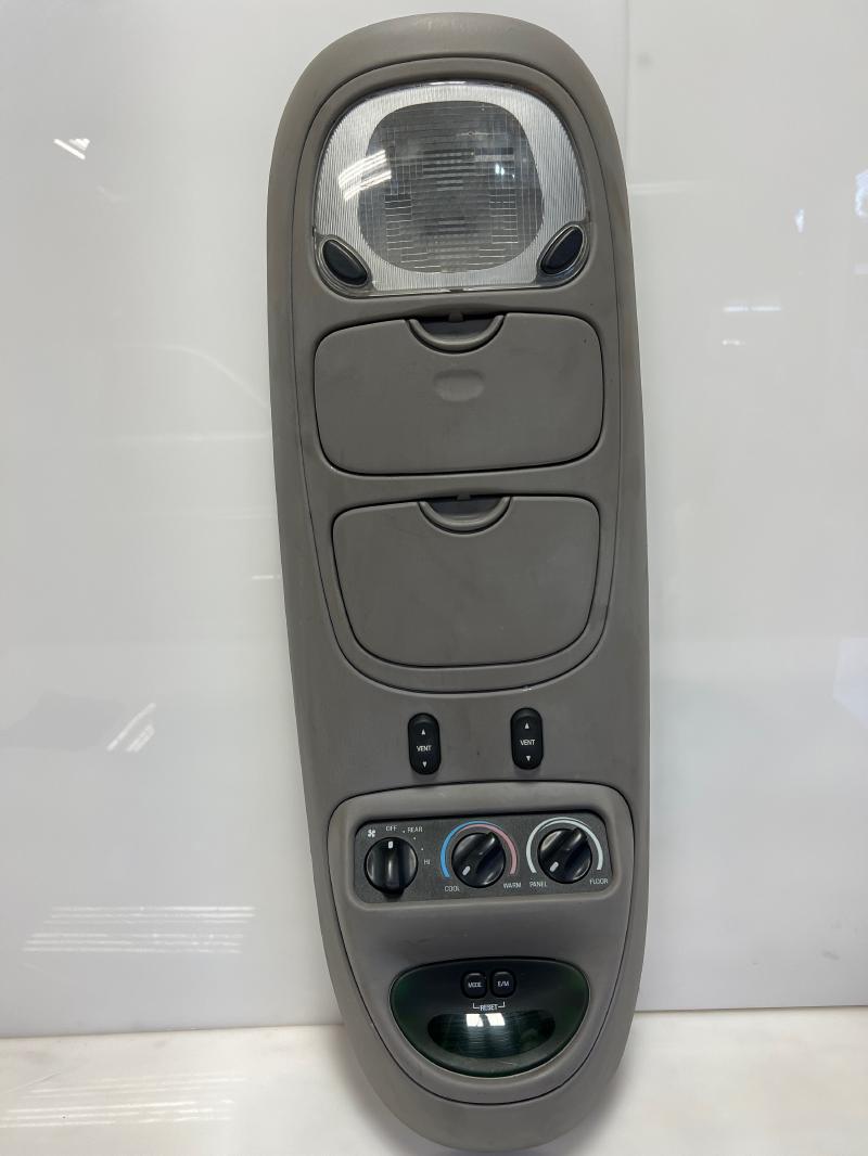 2002 Lincoln Navigator Front Console