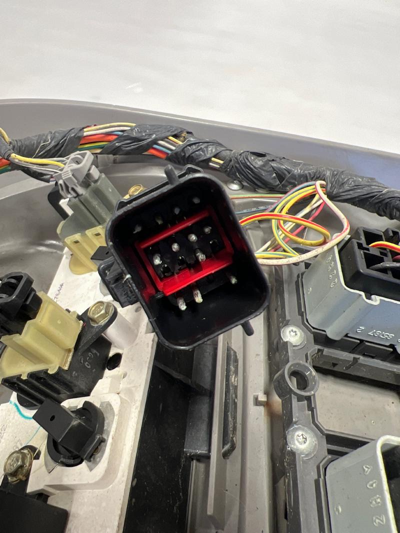 2002 Lincoln Navigator Front Console