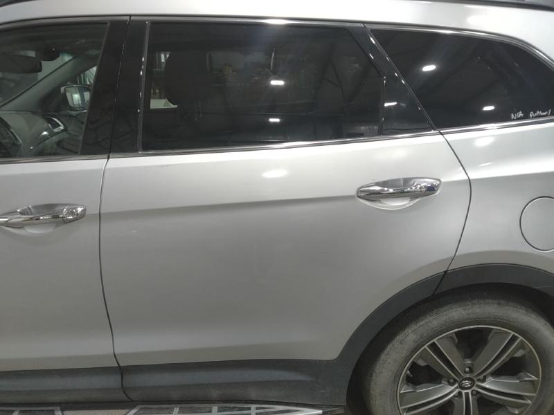 2013 Hyundai Santa Fe Rear Door