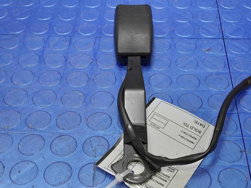2012 Mazda Mazda5 Front Seat Belt