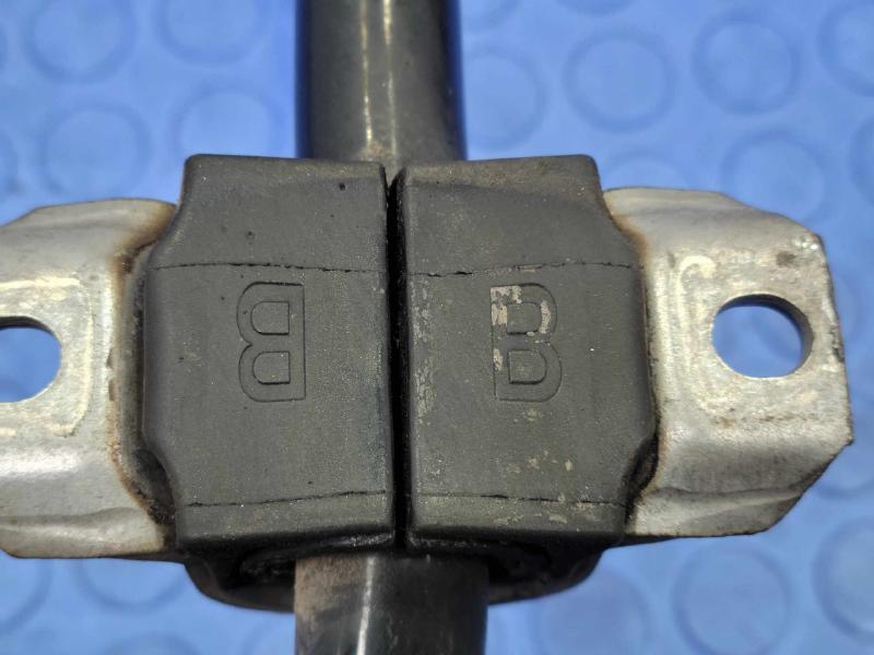 2015-2018 Audi A3 FWD Rear Stabilizer Bar Swaybar Genuine OEM 5Q0511305AR