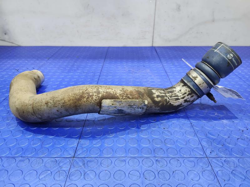 2005 Ford F-350 Super Duty Intercooler Pipe