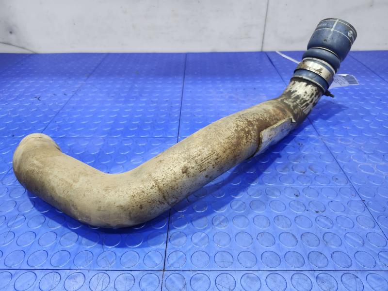 2005 Ford F-350 Super Duty Intercooler Pipe