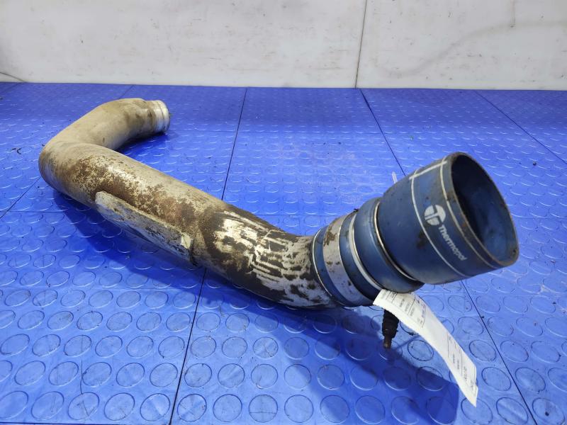 2005 Ford F-350 Super Duty Intercooler Pipe