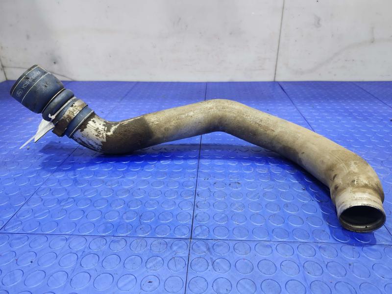 2005 Ford F-350 Super Duty Intercooler Pipe