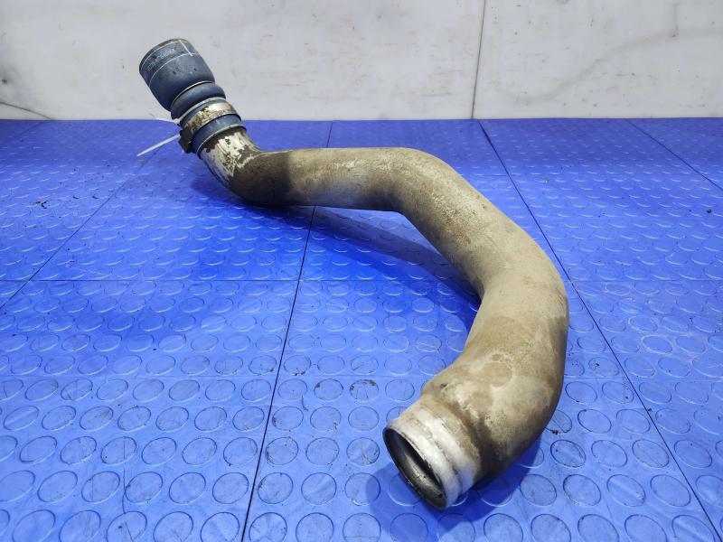 2005 Ford F-350 Super Duty Intercooler Pipe