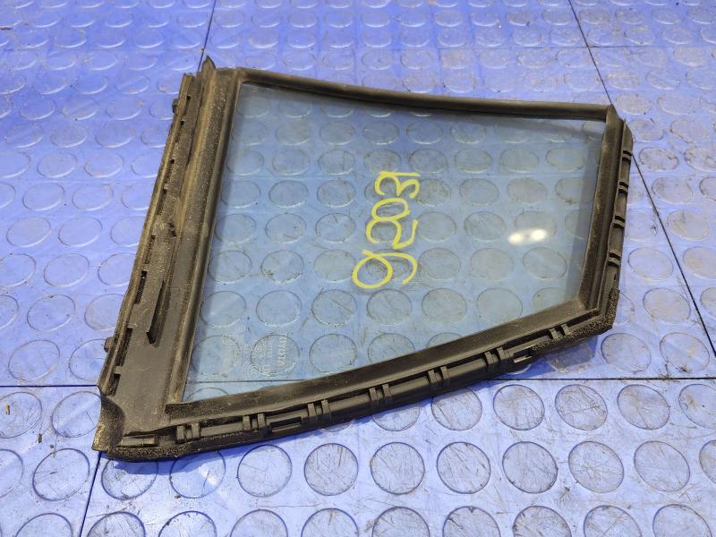 2017 Toyota Prius Rear Vent Glass/Window
