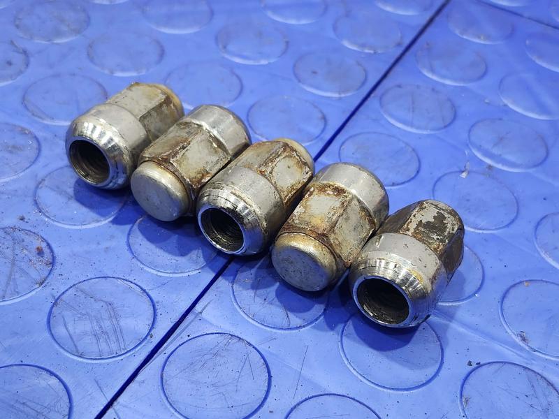 2009 Honda Accord Lug Nuts