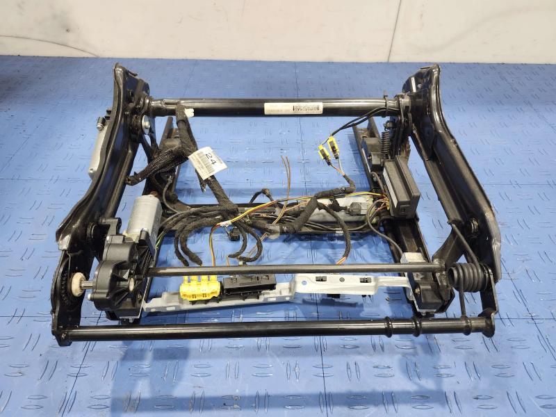 2010 Mercedes ML-Class Seat Track