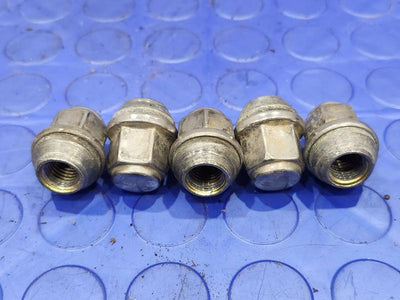 2017 Dodge Grand Caravan Lug Nuts