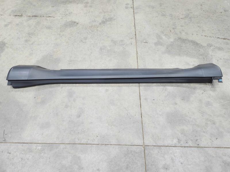 2018 Jeep Compass Rocker Moulding