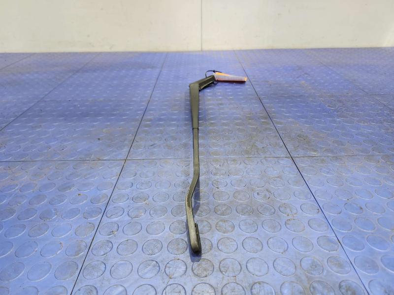 2007 Dodge Grand Caravan Wiper Arm