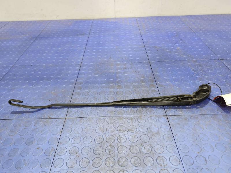 2007 Dodge Grand Caravan Wiper Arm