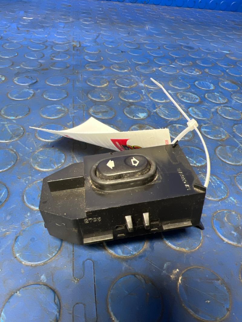 1997 Jaguar XK8 Door Switch Front