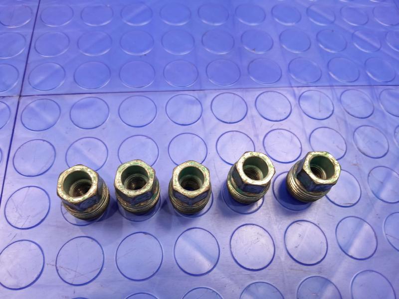 2018 Chevrolet Cruze Lug Nuts
