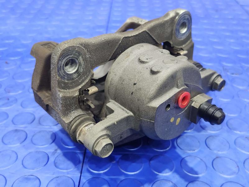 2017 Toyota Prius Caliper
