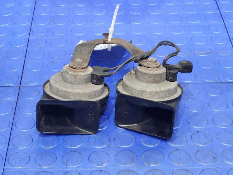 2014-2020 Dodge Journey OEM Dual Note Horn Assembly Genuine 68406303AA