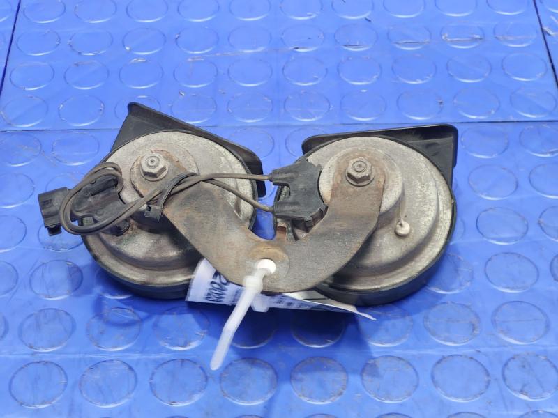 2014-2020 Dodge Journey OEM Dual Note Horn Assembly Genuine 68406303AA
