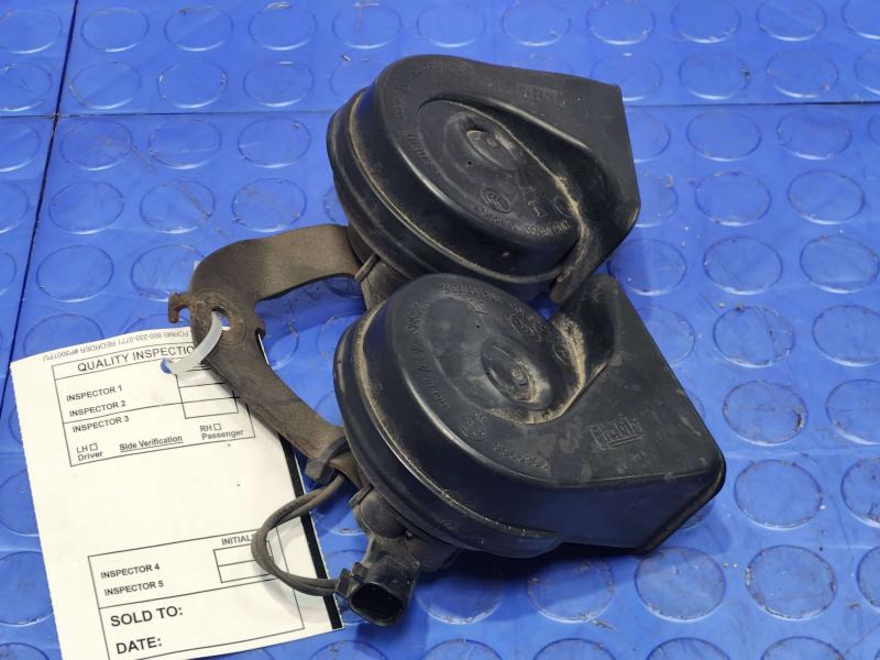 2014-2020 Dodge Journey OEM Dual Note Horn Assembly Genuine 68406303AA