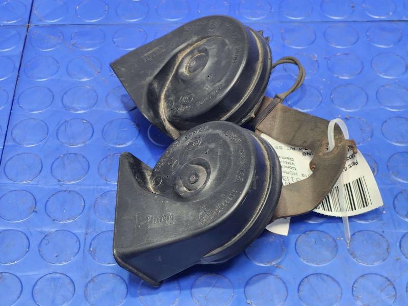 2014-2020 Dodge Journey OEM Dual Note Horn Assembly Genuine 68406303AA