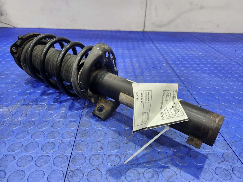 2020 Volkswagen Passat Strut Assembly