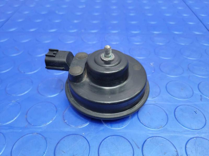 2013-2019 Hyundai Santa Fe Alarm Horn Siren Genuine OEM Part 966302W000