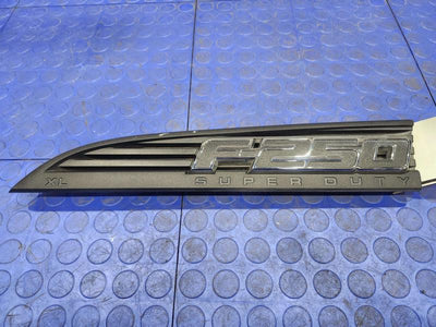 2013 Ford F-250 Super Duty Fender Moulding