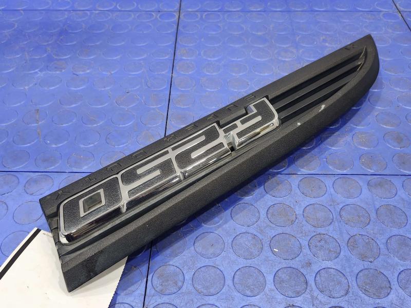 2013 Ford F-250 Super Duty Fender Moulding