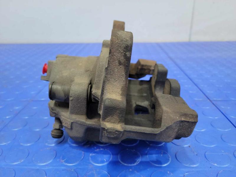2014 Volkswagen Passat Caliper