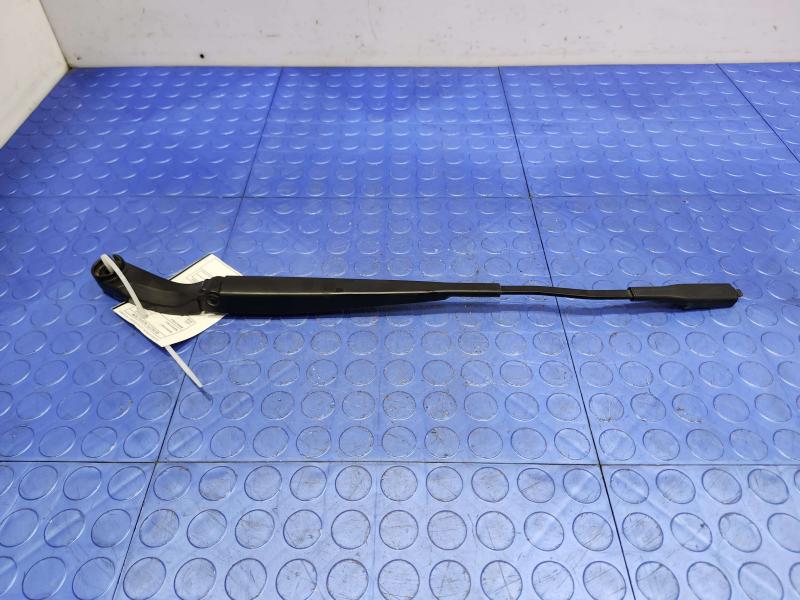 2020 Ford Mustang Wiper Arm
