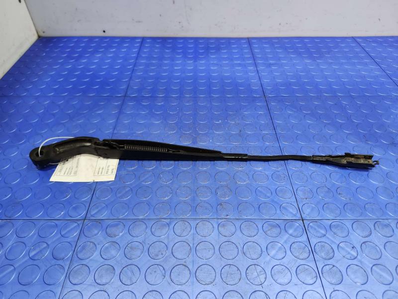 2020 Ford Mustang Wiper Arm