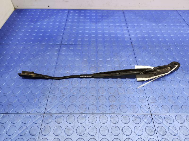 2020 Ford Mustang Wiper Arm