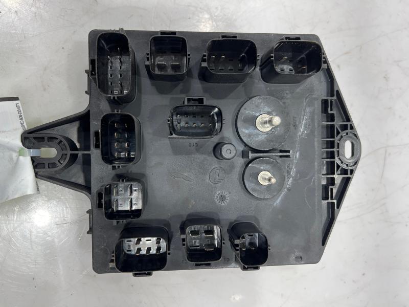 2008 Jaguar XK Engine Fuse Box