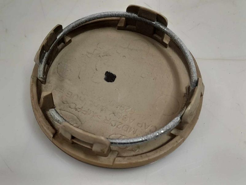 2018 Hyundai Elantra Center Cap