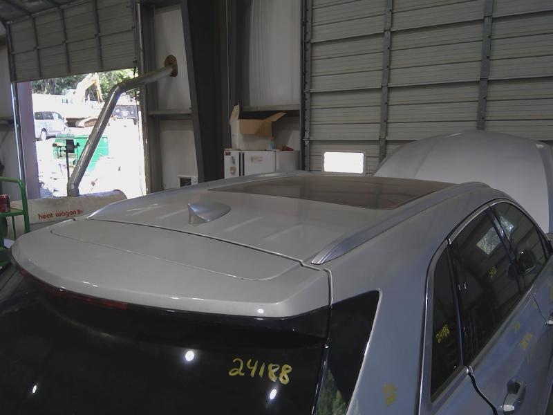 2019 Cadillac XT5 Luggage Rack