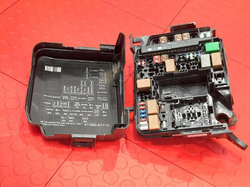 2014-2016 Kia Forte 2.0L Engine Fuse Box Relay Junction Block OEM 91208A7412