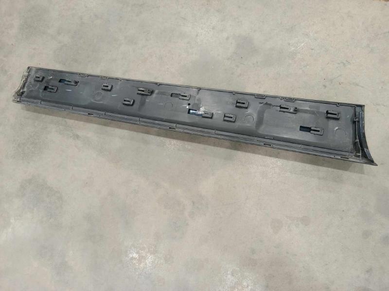 2010-2015 Audi Q7 Front Door Molding Lower Left Driver Side OEM 4L0853960,RH