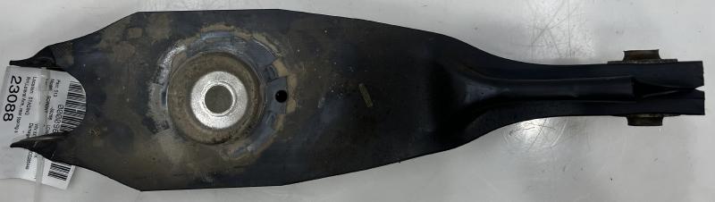 2012 Kia Sorento Lower Control Arm Rr
