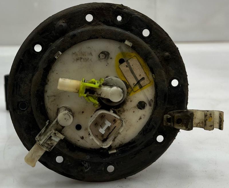 1999 - 2001 Acura TL Fuel Pump Assembly OEM 17040S84A02