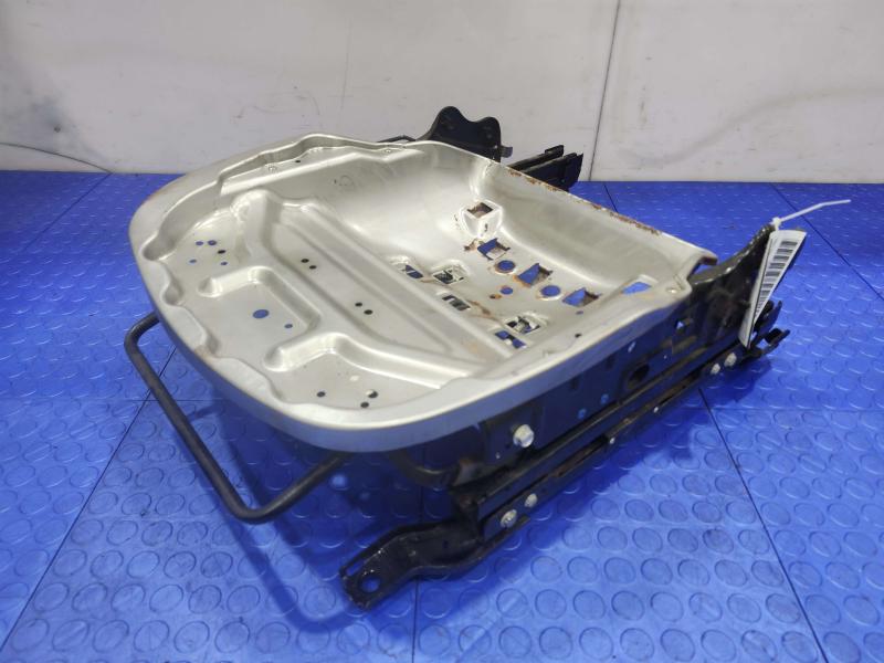 2010 Mazda Mazda3 Seat Track