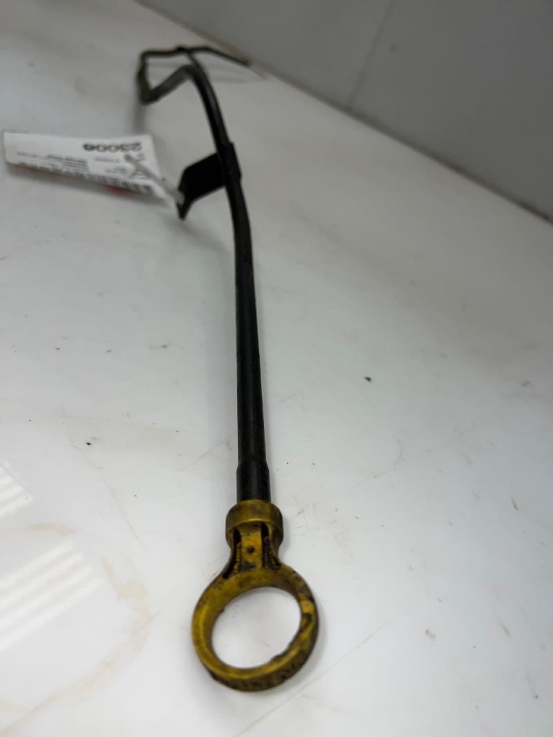 2001 GMC Savana 3500 Dipstick Assy.