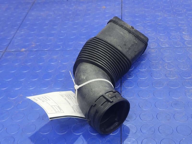 2017 Mercedes C-Class Air Intake Tube/Resonator