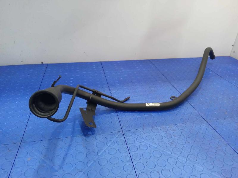 2012 Jeep Grand Cherokee Fuel Filler Neck