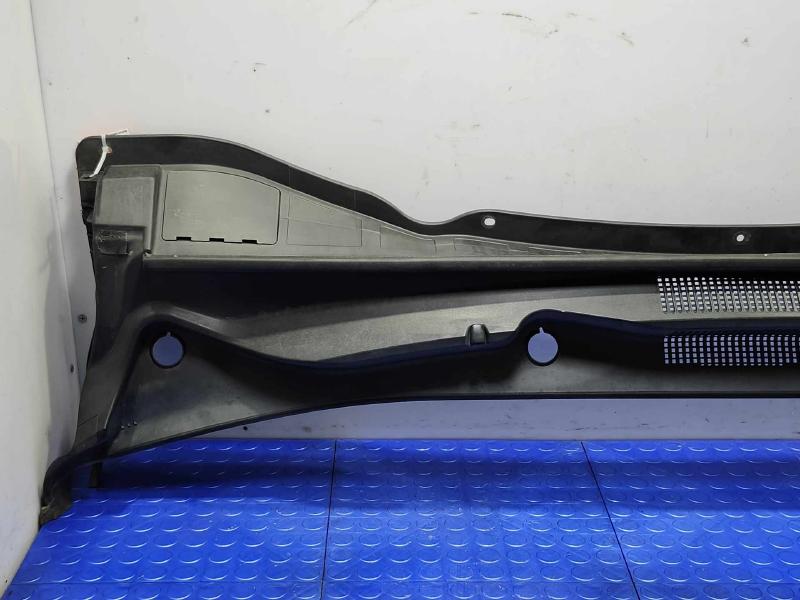 2013-2019 Hyundai Santa Fe Cowl Panel Cover Grille Air Inlet OEM 86150B8000