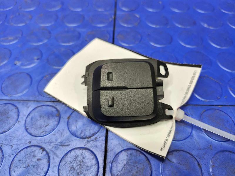 2024-2025 Buick Envista Steering Wheel Radio Control Switch Left Side OEM 13531986