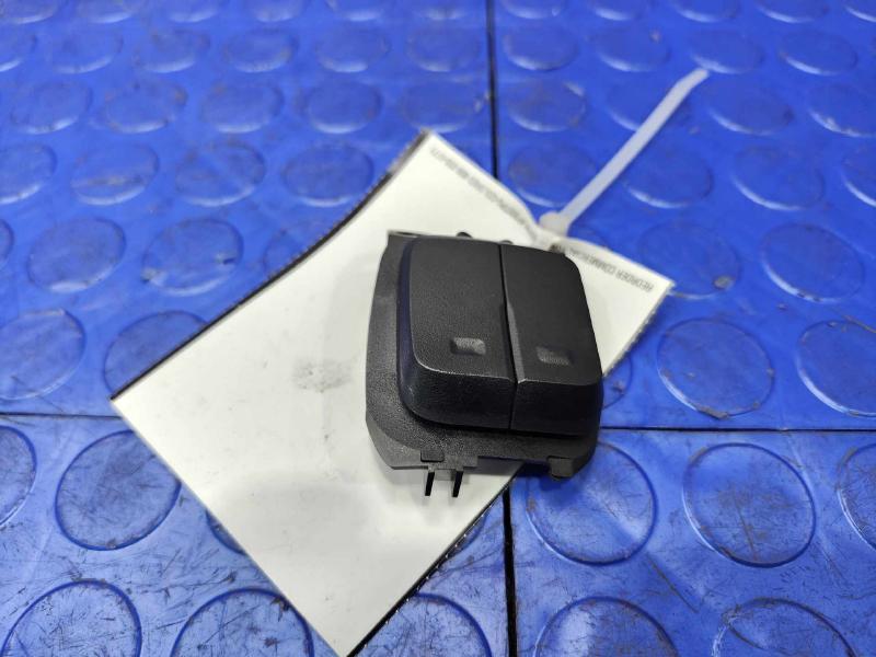 2024-2025 Buick Envista Steering Wheel Radio Control Switch Left Side OEM 13531986