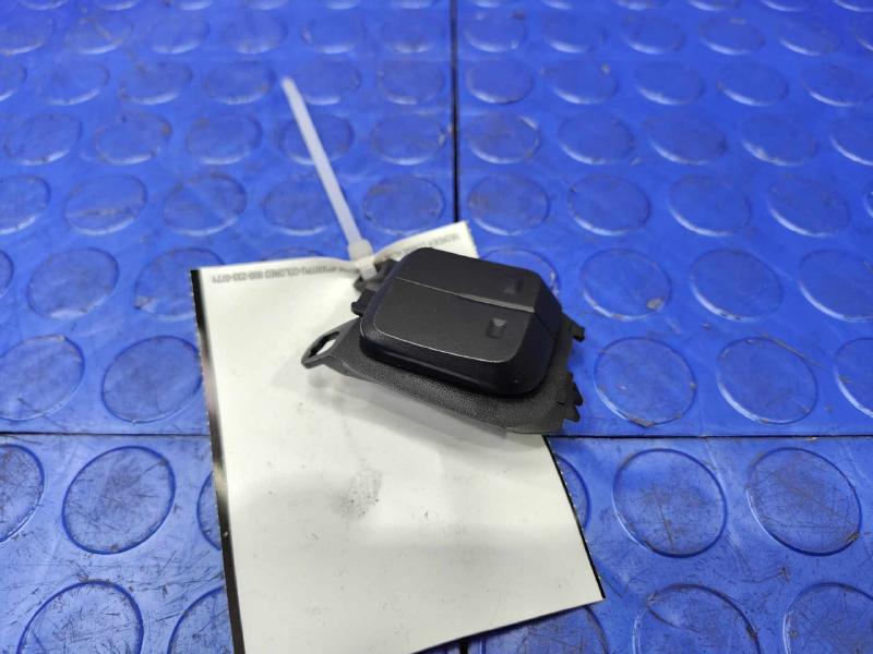 2024-2025 Buick Envista Steering Wheel Radio Control Switch Left Side OEM 13531986